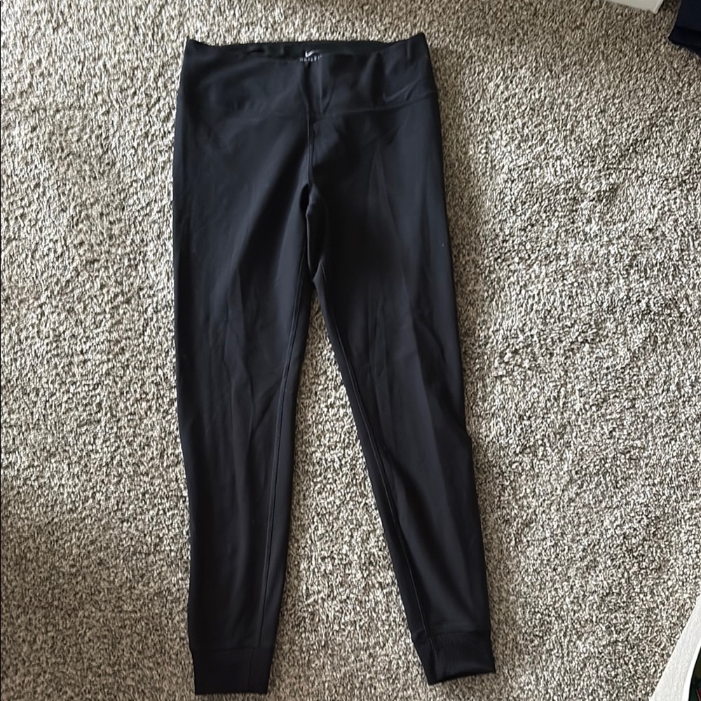 Nike Dri-Fit leggings 
Size M